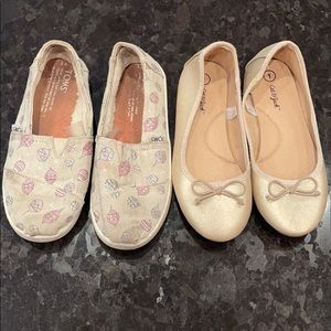 Child Size 1 lot- Toms & Cat & Jack